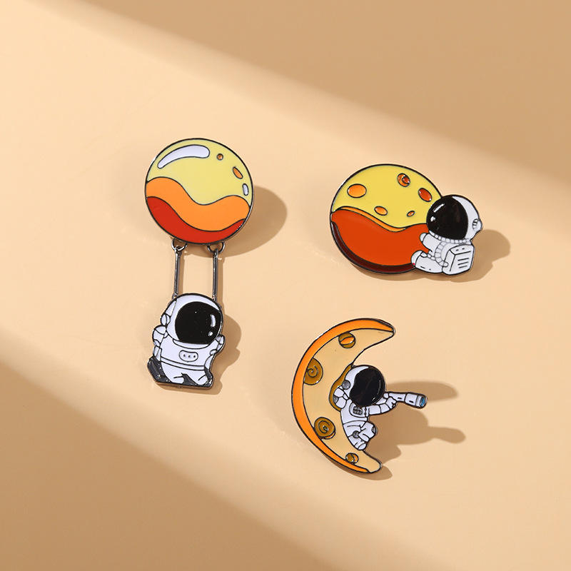 Astronaut Pin